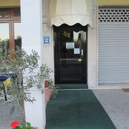 Hotel Saturnia Gardone Riviera